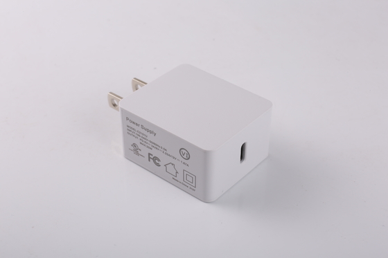 Bộ sạc du lịch USB dành cho người tiêu dùng Công suất tối đa 20W Bảo vệ quá dòng